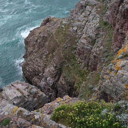 Chambre De La Nonne En Vacances Dol-de-Bretagne Eksteriør bilde