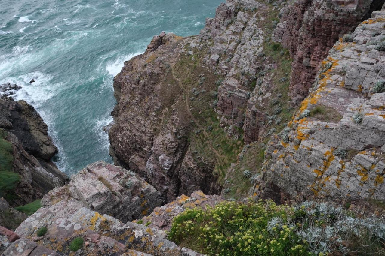 Chambre De La Nonne En Vacances Dol-de-Bretagne Eksteriør bilde